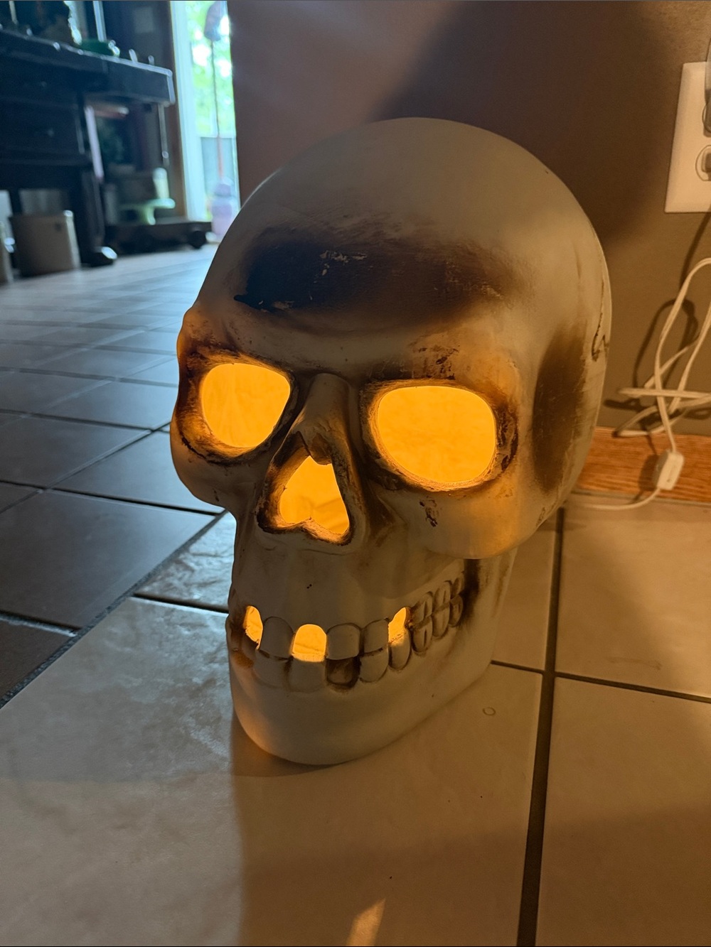 Vtg Large Skeleton Skull Head Light Up Halloween Blow Mold Decoration Light Up
